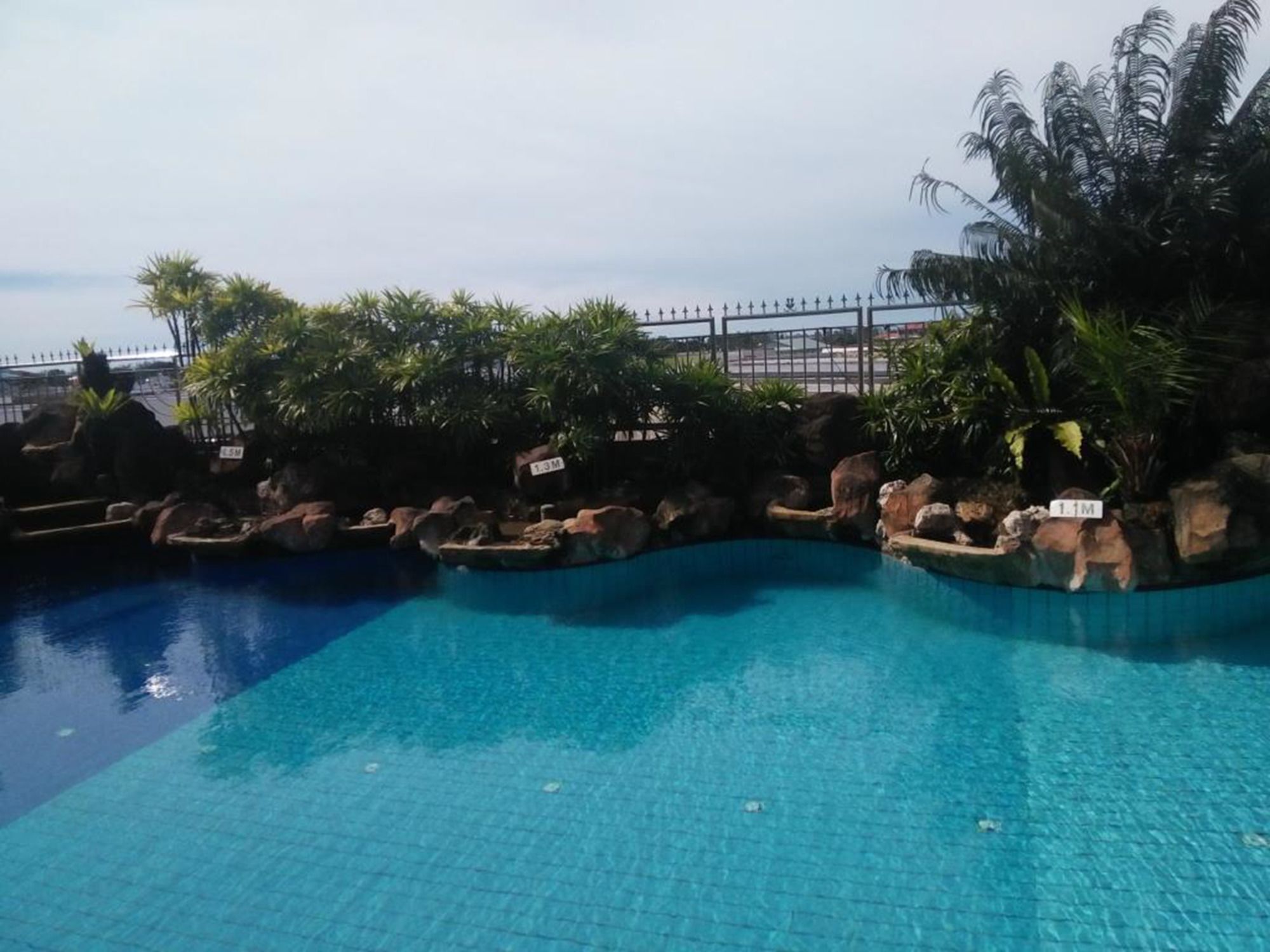 Grand Palace Hotel Miri Buitenkant foto